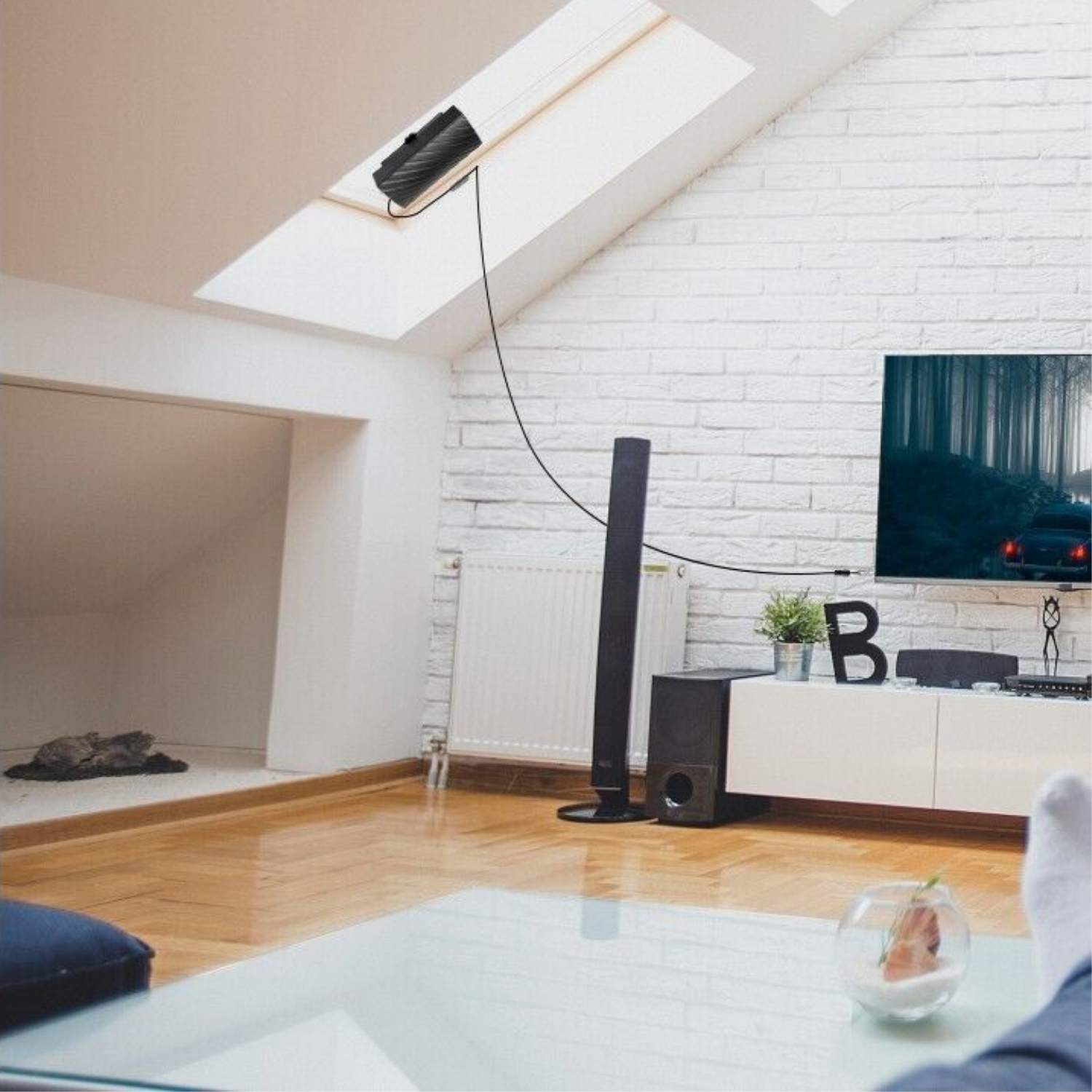 Long Range Indoor HDTV 4k Digital Antenna 600